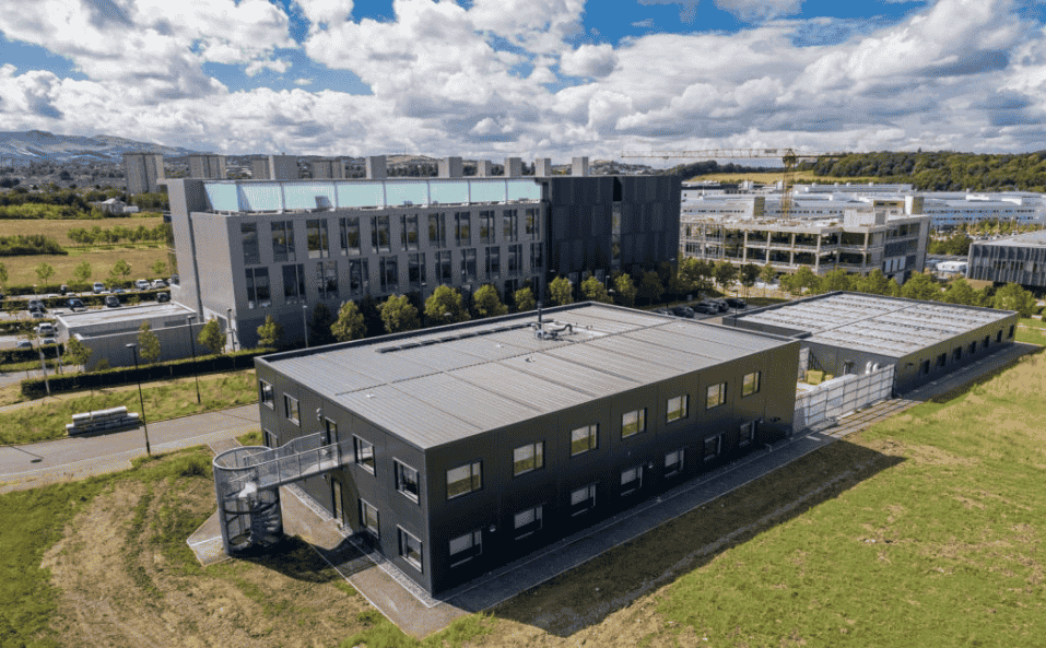 RoslinCT-Edinburgh-facility3